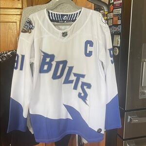 Tampa Bay Lightning Large NHL Jersey BOLTS  white blue 91 STAMKOS